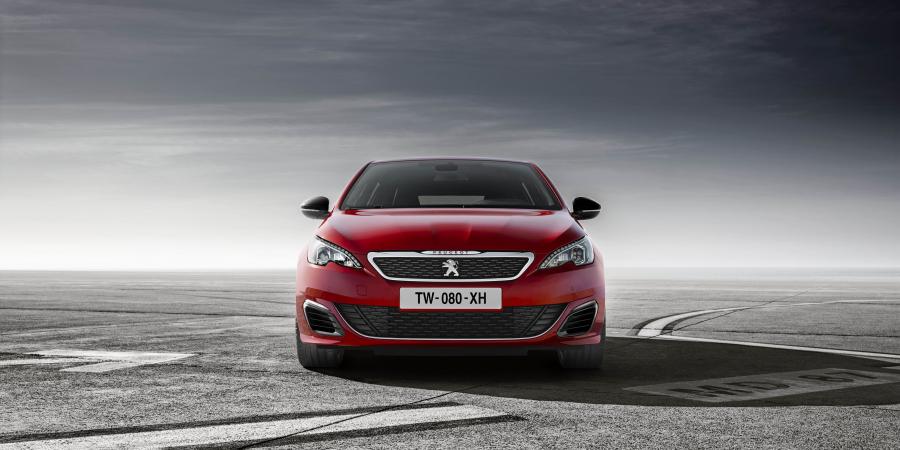  Peugeot 308 GTi 2015 года  (фото 16 из 65)